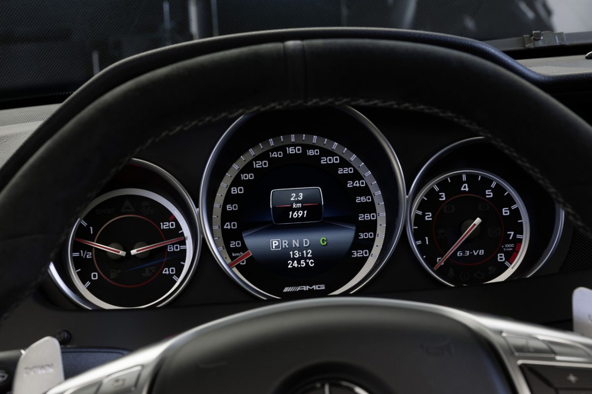 MERCEDES-BENZ