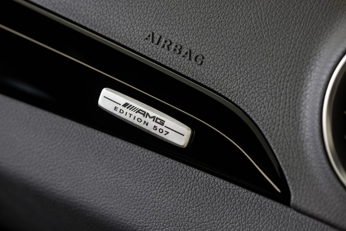 MERCEDES-BENZ