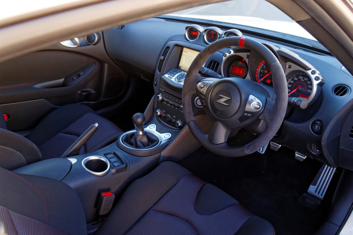 NISSAN 370 Z
