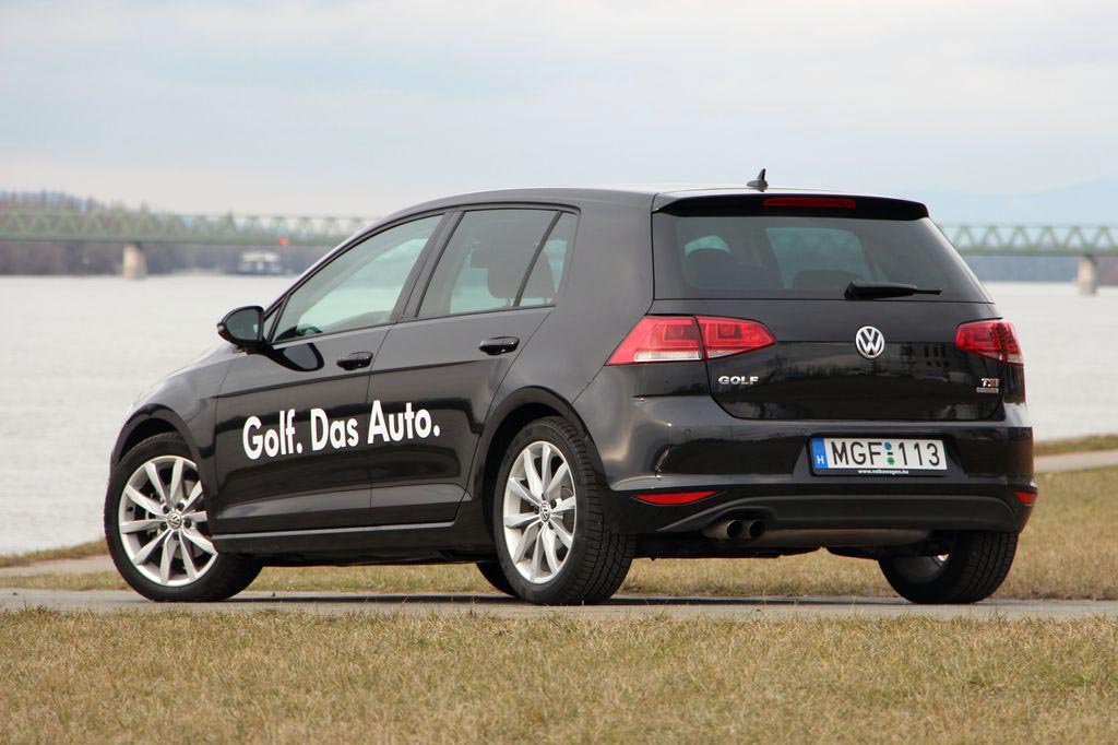 VOLKSWAGEN GOLF