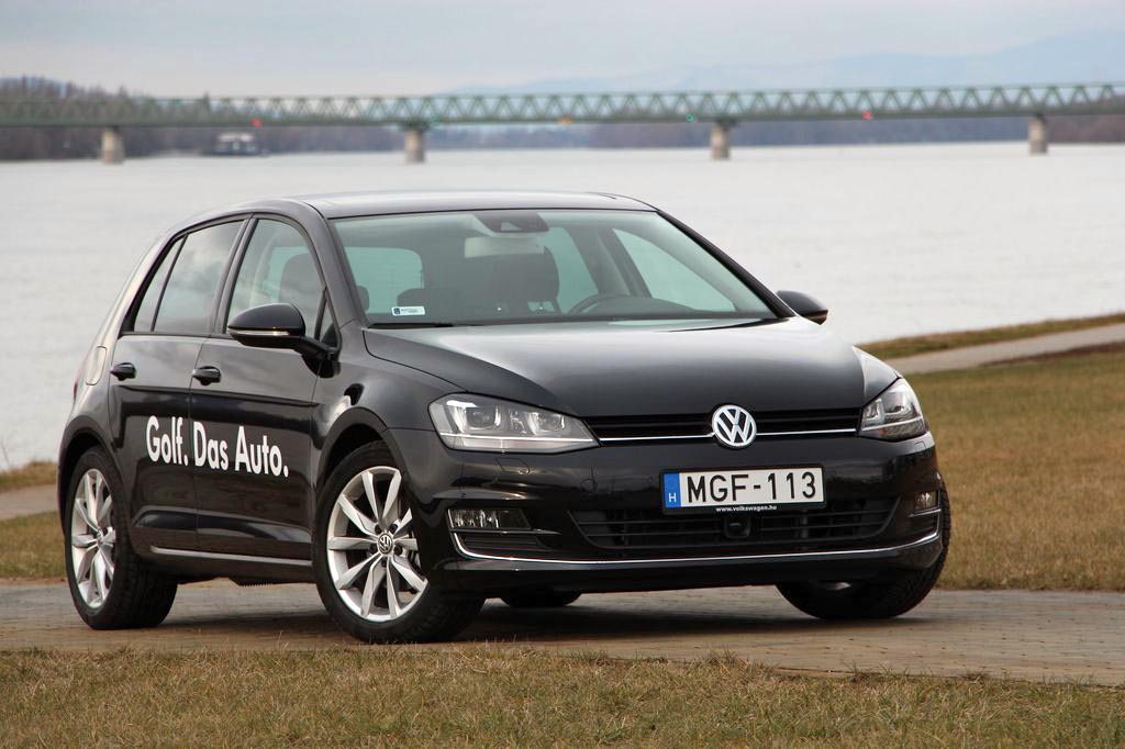 VOLKSWAGEN GOLF