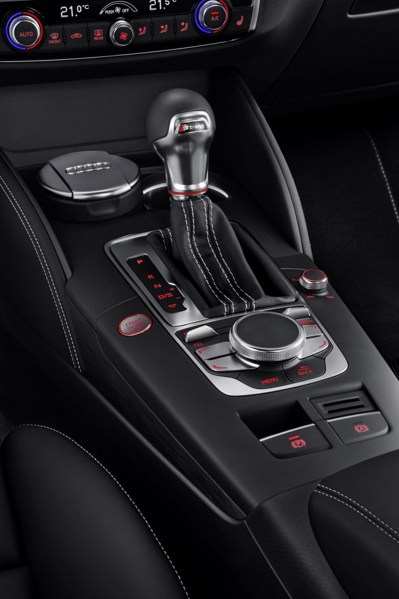 AUDI