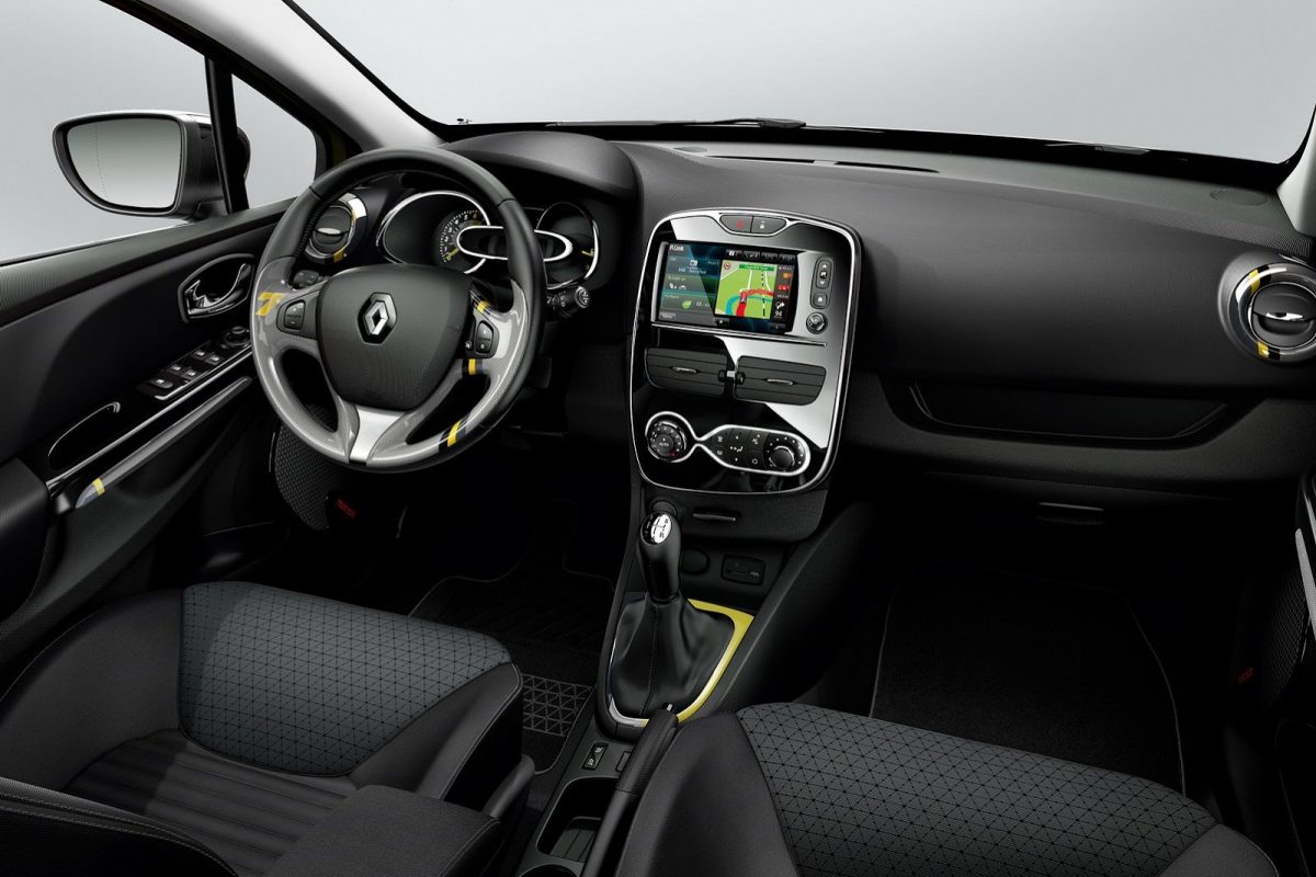 RENAULT