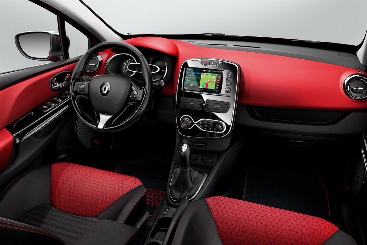 RENAULT