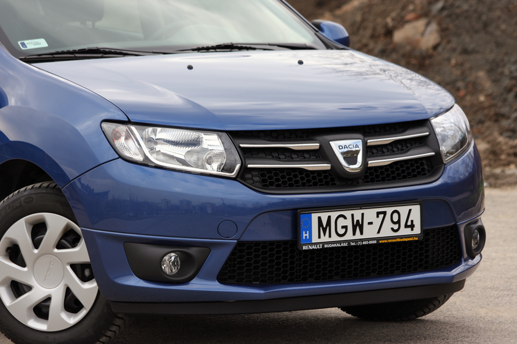 DACIA SANDERO