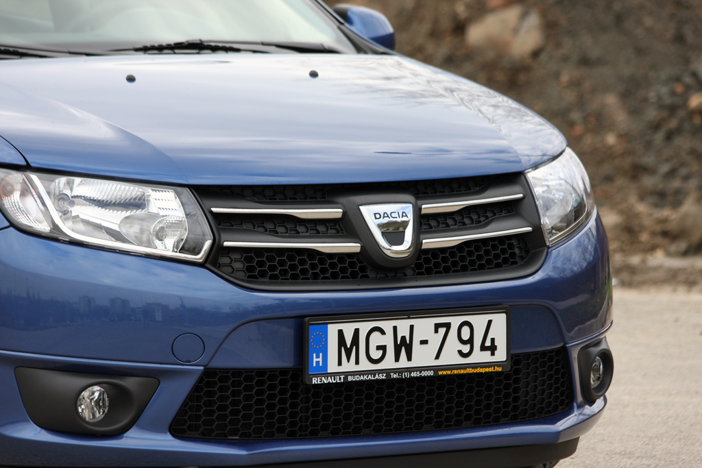 DACIA SANDERO