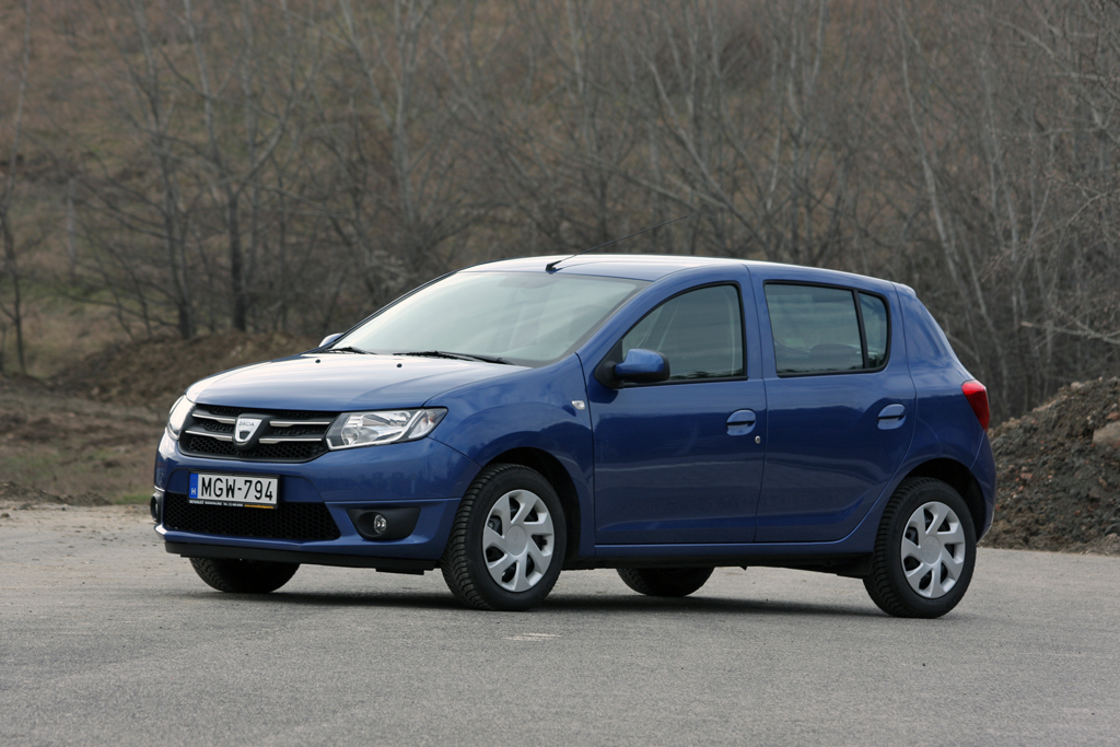 DACIA SANDERO