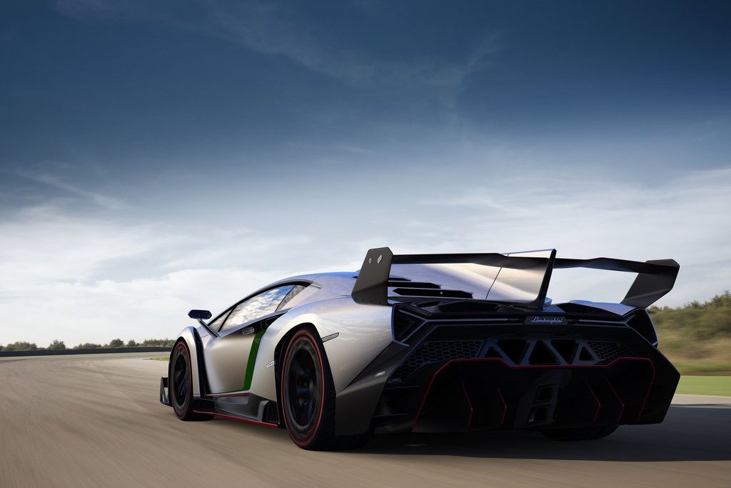LAMBORGHINI
