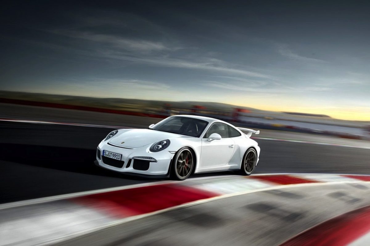 PORSCHE