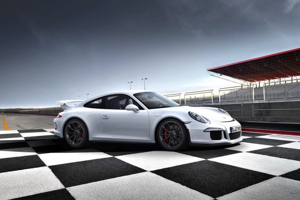 PORSCHE 911