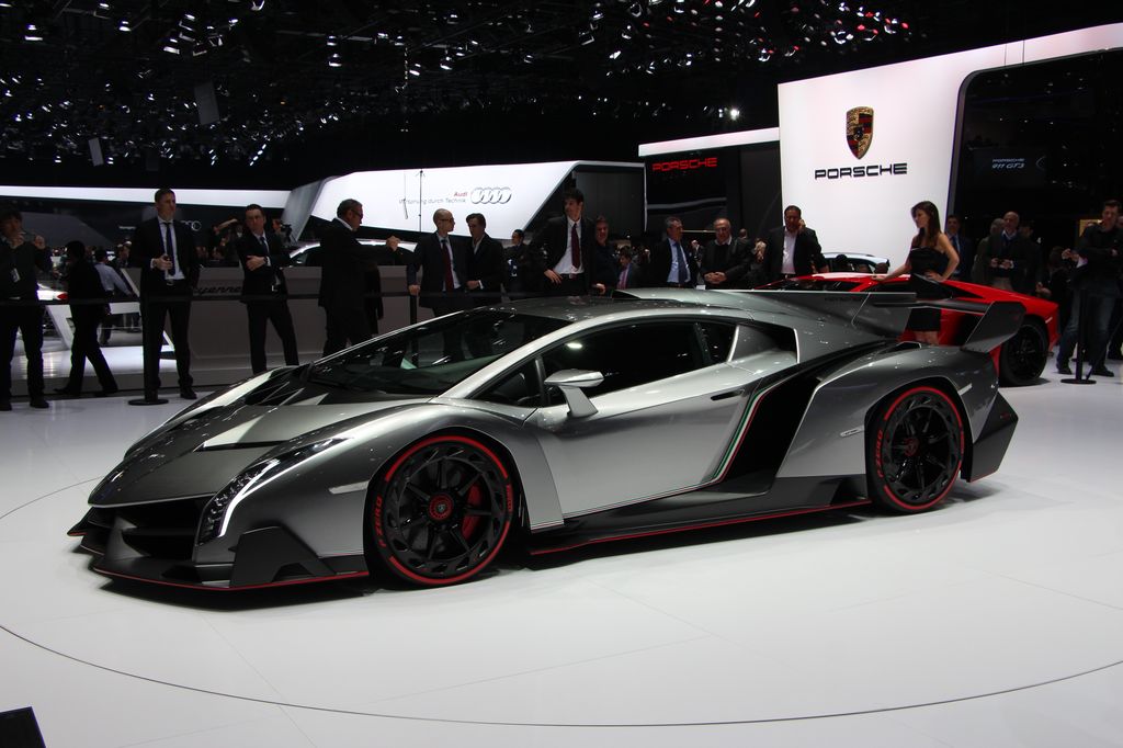 LAMBORGHINI