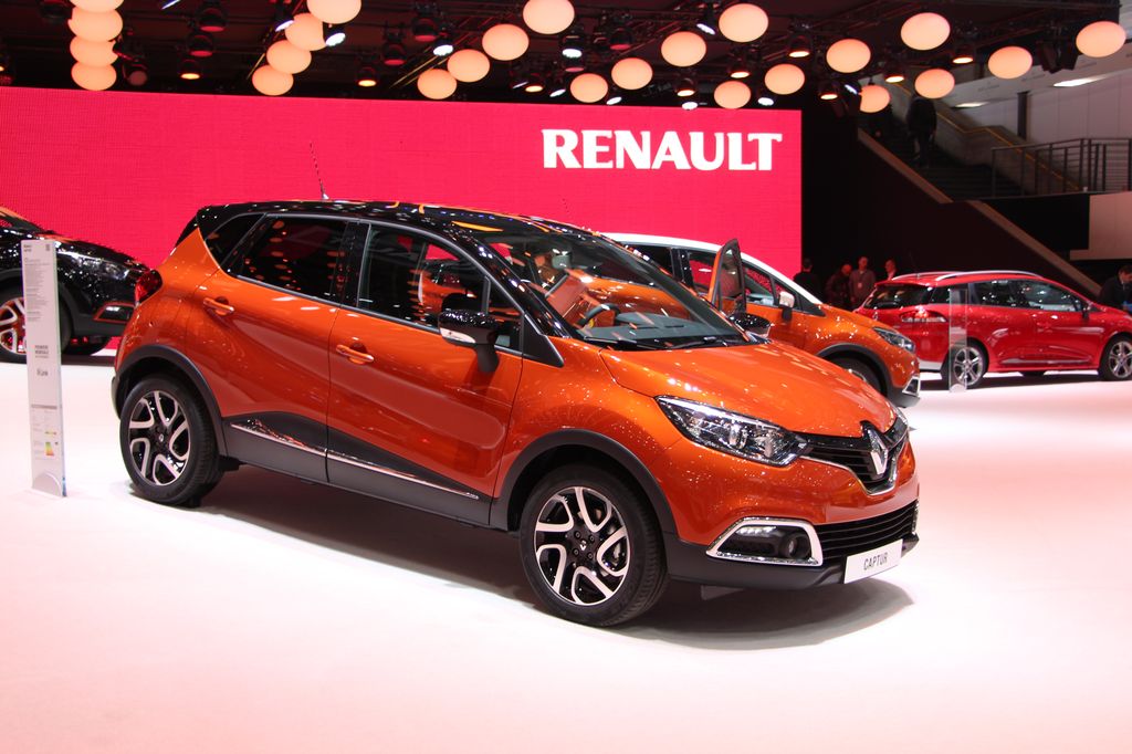 RENAULT CLIO