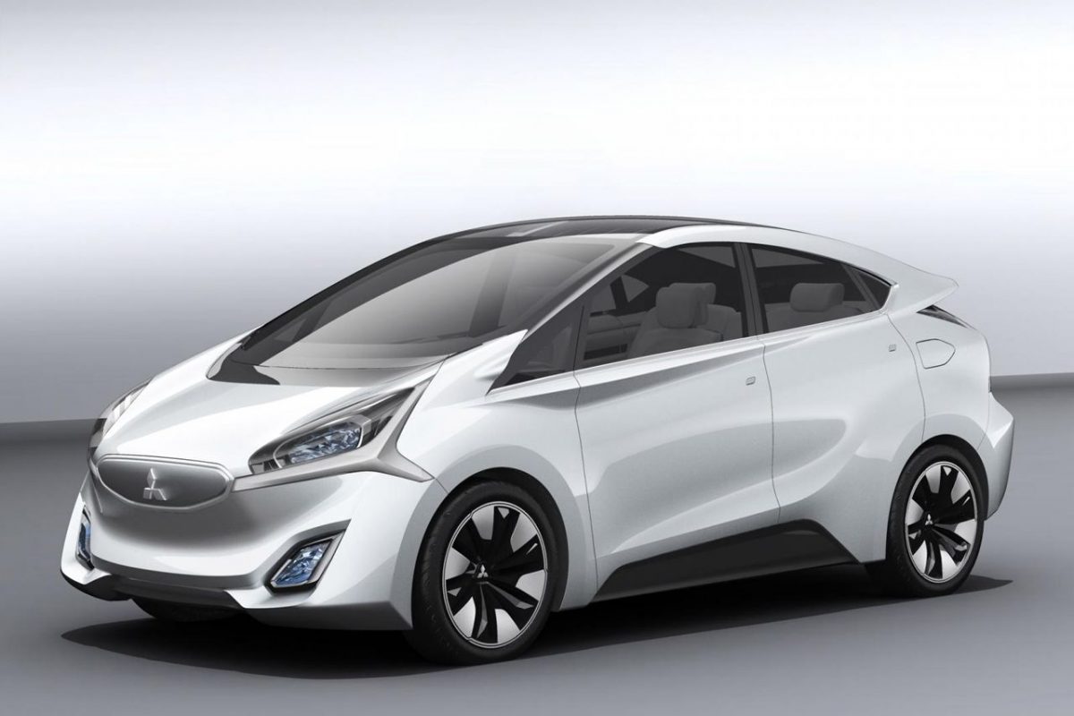 MITSUBISHI COLT