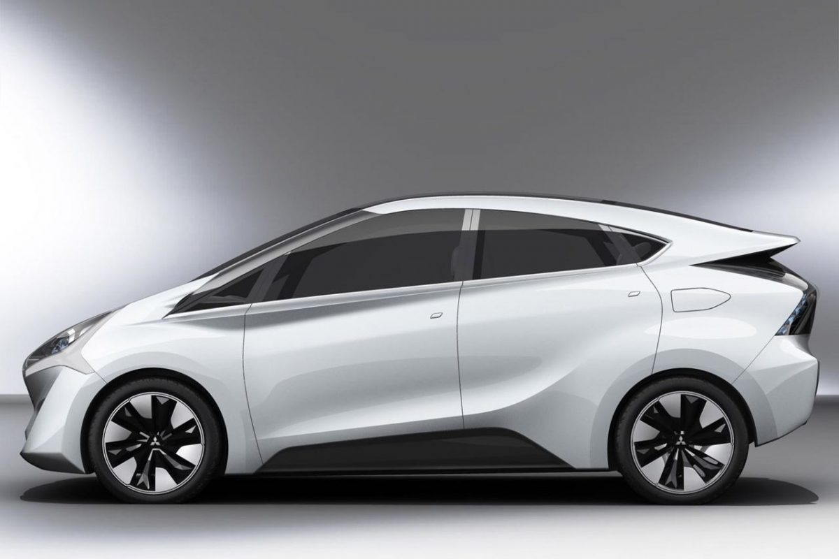 MITSUBISHI COLT