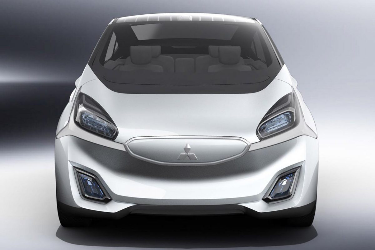 MITSUBISHI COLT