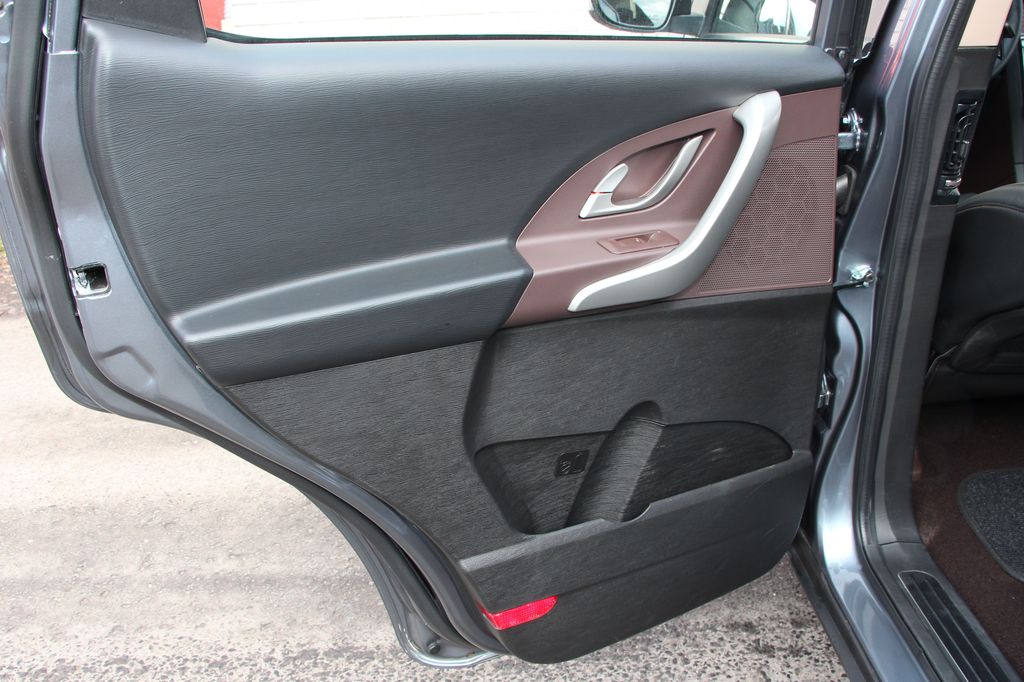 MAHINDRA XUV500