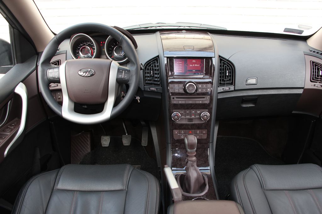 MAHINDRA XUV500