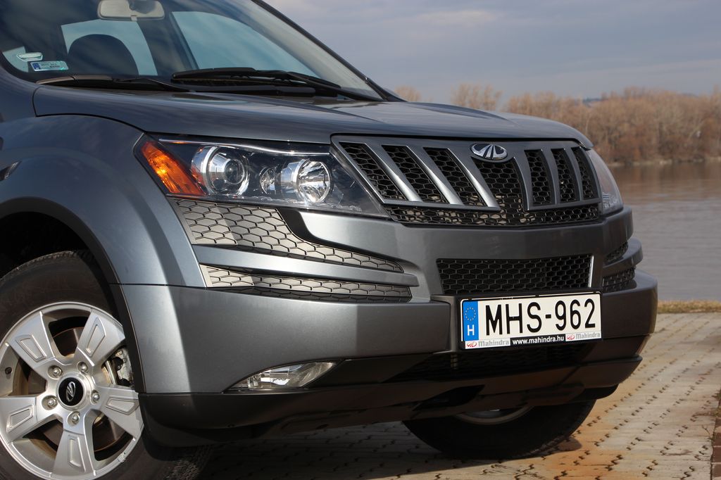 MAHINDRA XUV500