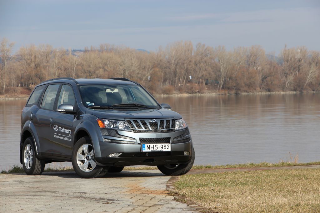 MAHINDRA XUV500