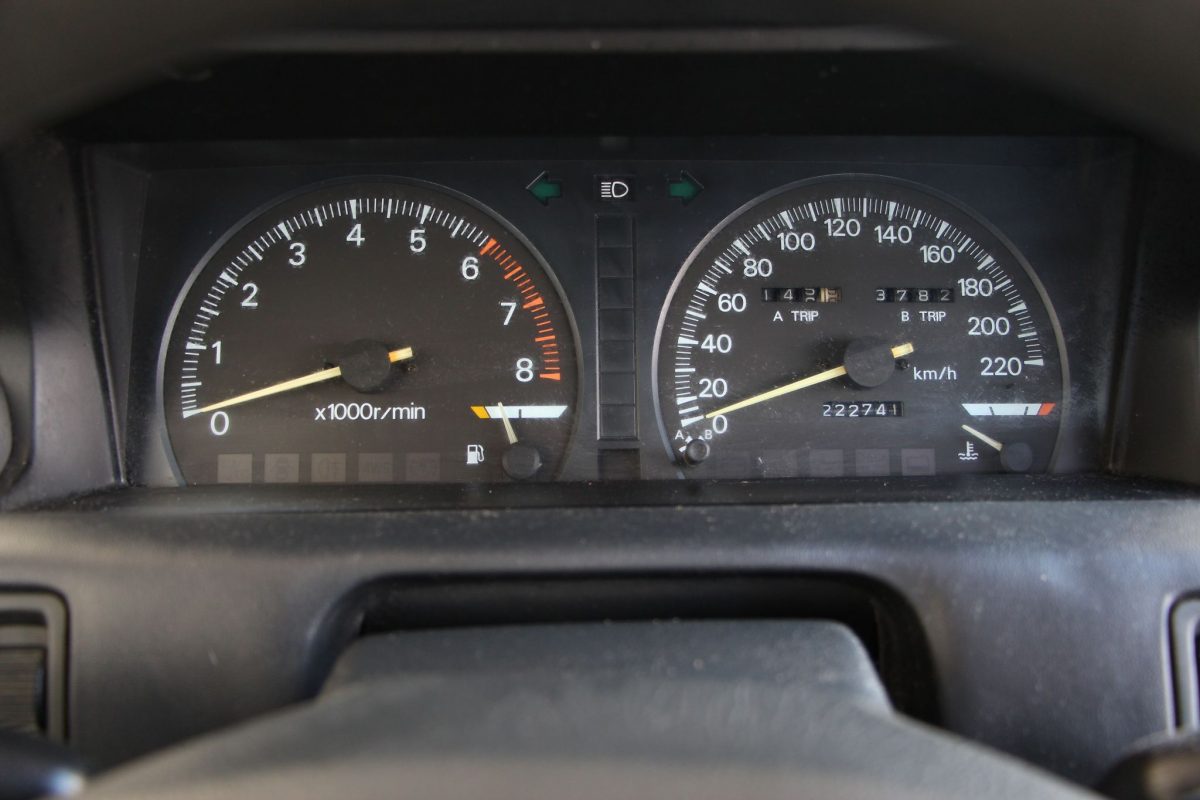 MITSUBISHI GALANT