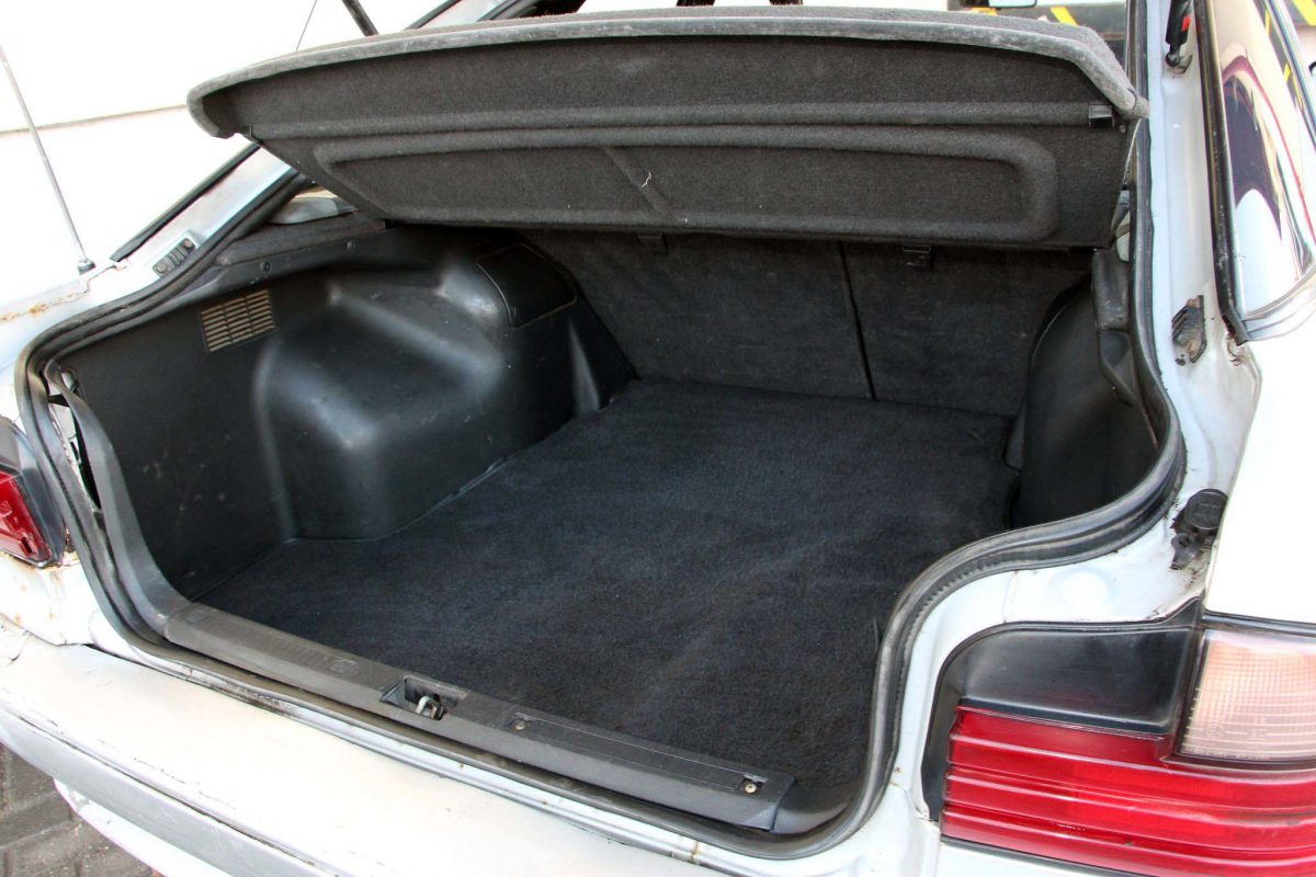 MITSUBISHI GALANT