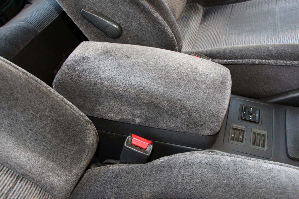 MITSUBISHI GALANT