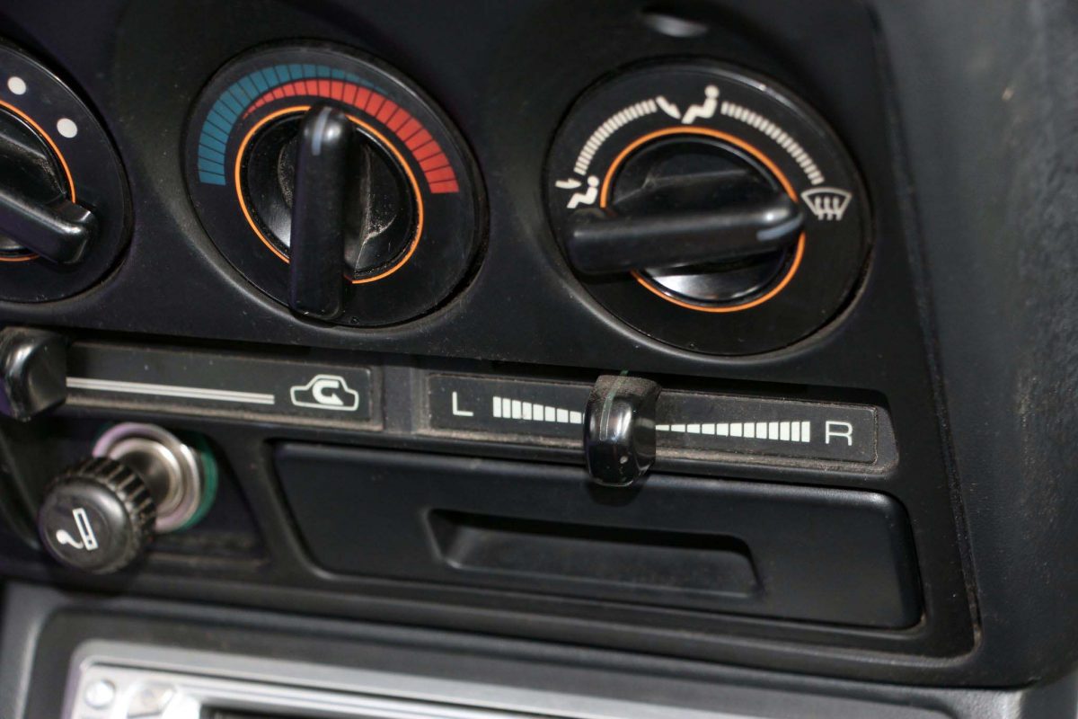 MITSUBISHI GALANT