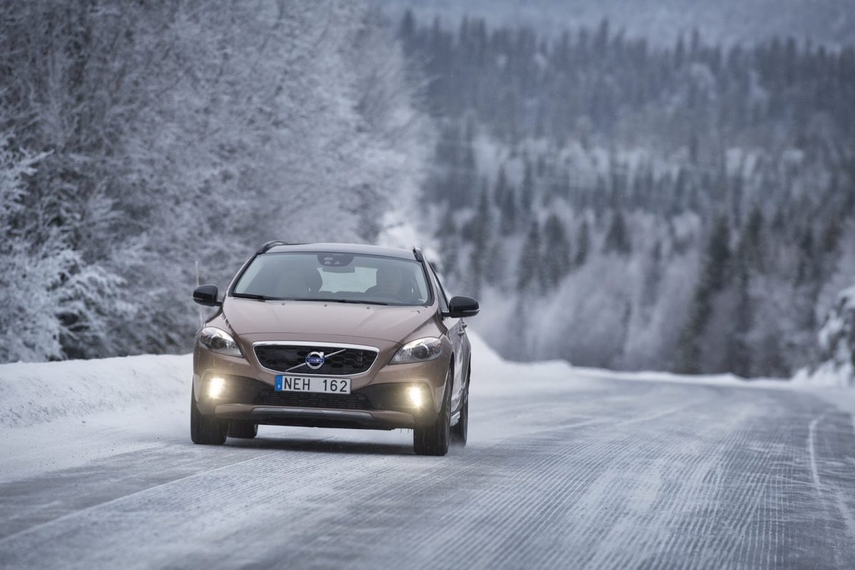 VOLVO V40