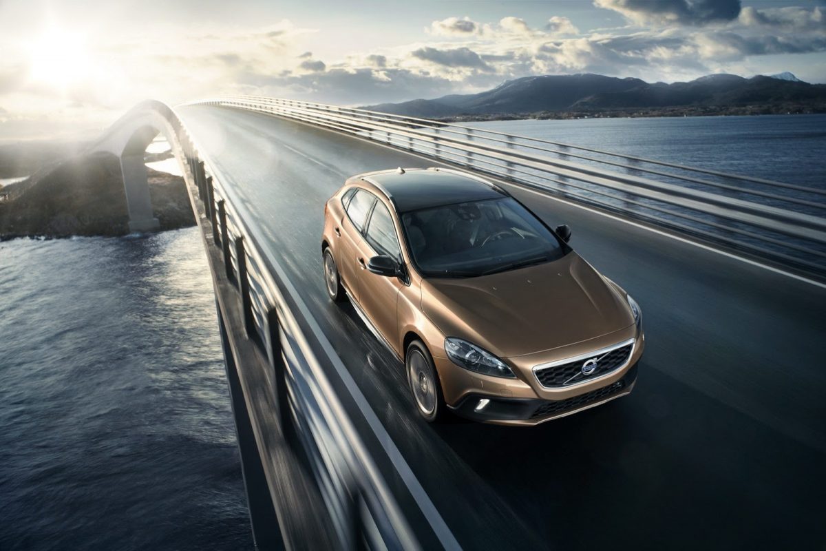 VOLVO V40