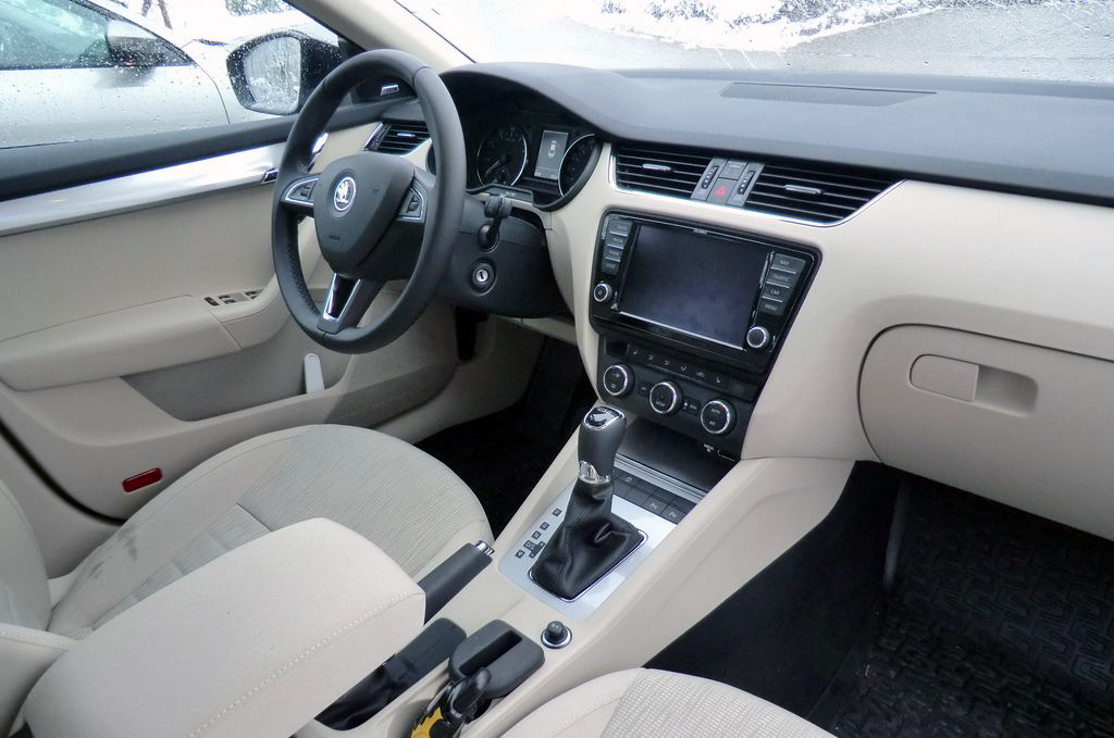 SKODA OCTAVIA