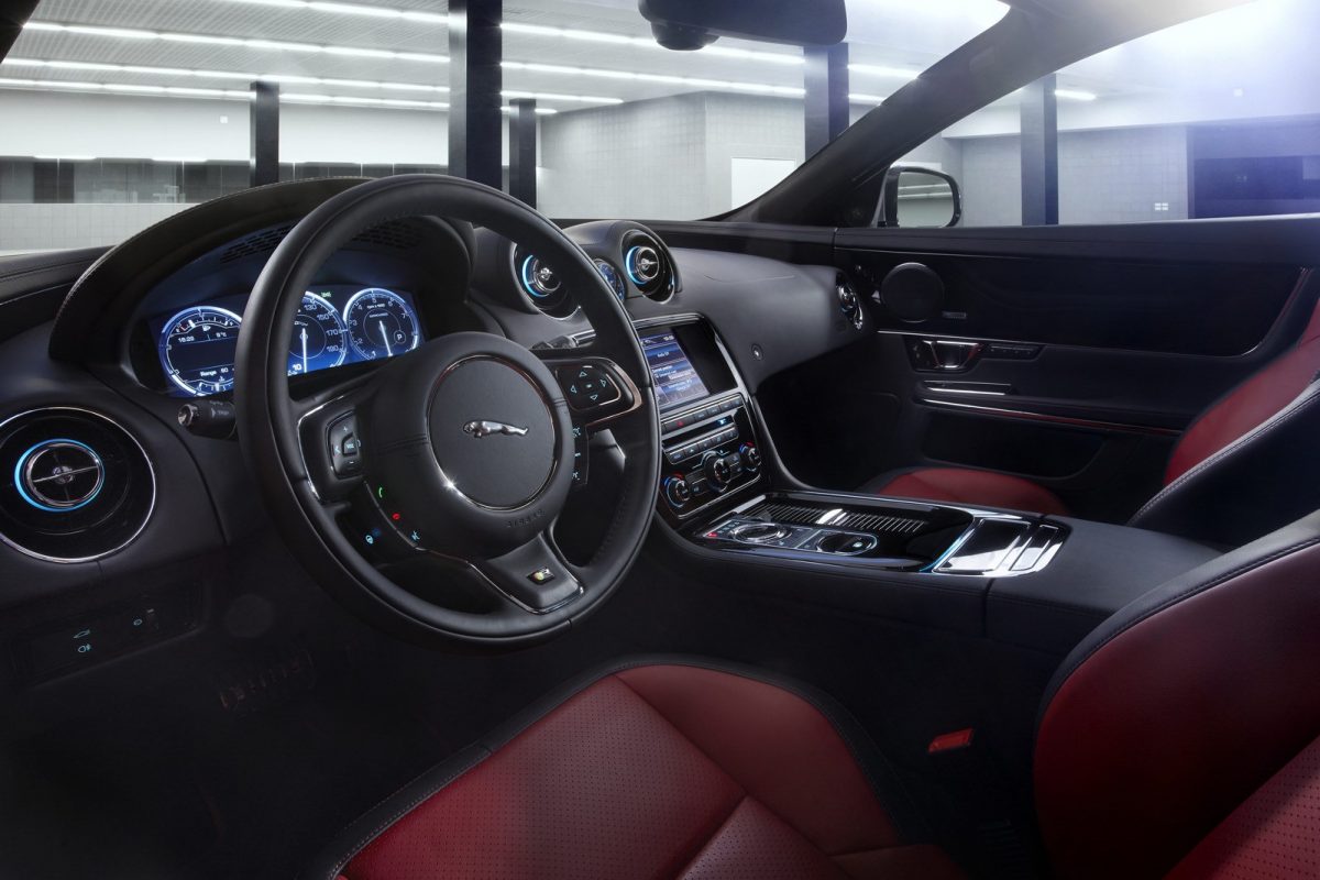 JAGUAR XJ