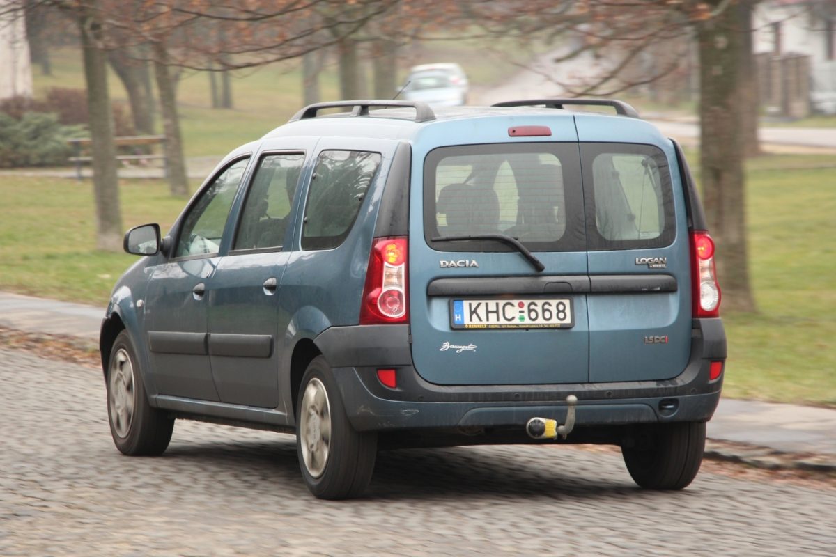 DACIA LOGAN