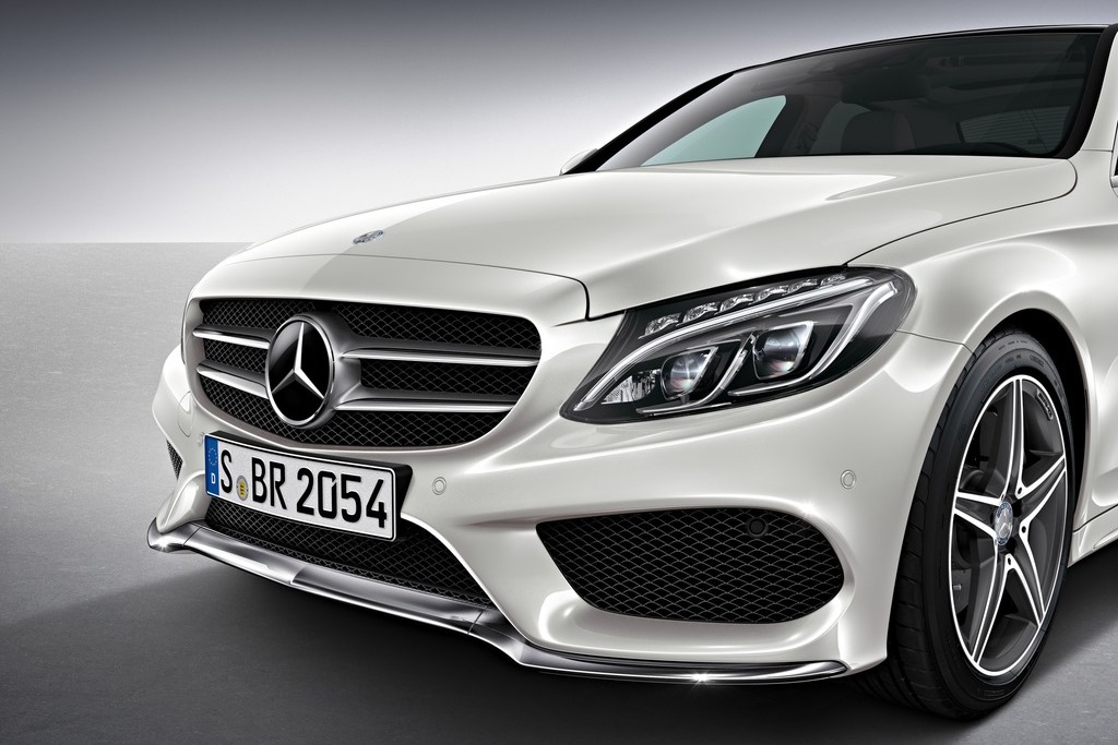 MERCEDES-BENZ C-OSZTÁLY