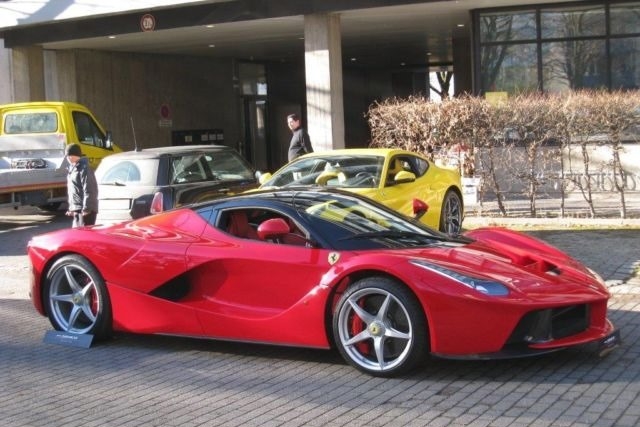 FERRARI