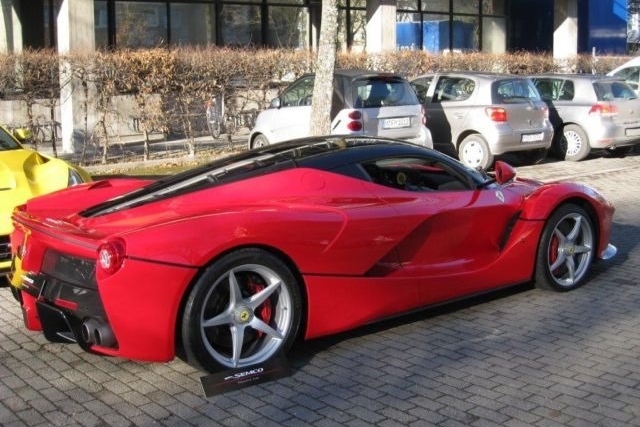 FERRARI