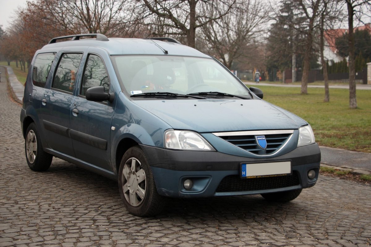 DACIA LOGAN