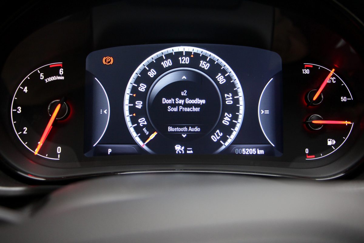 OPEL INSIGNIA