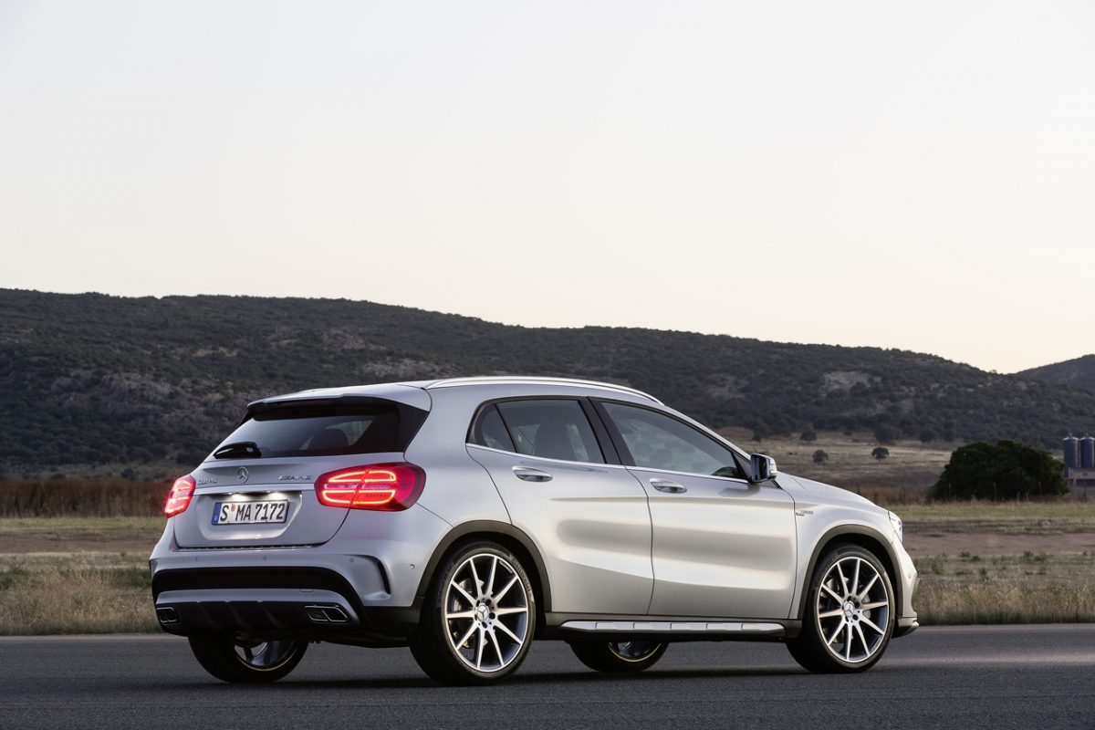 MERCEDES-BENZ GLA-OSZTÁLY