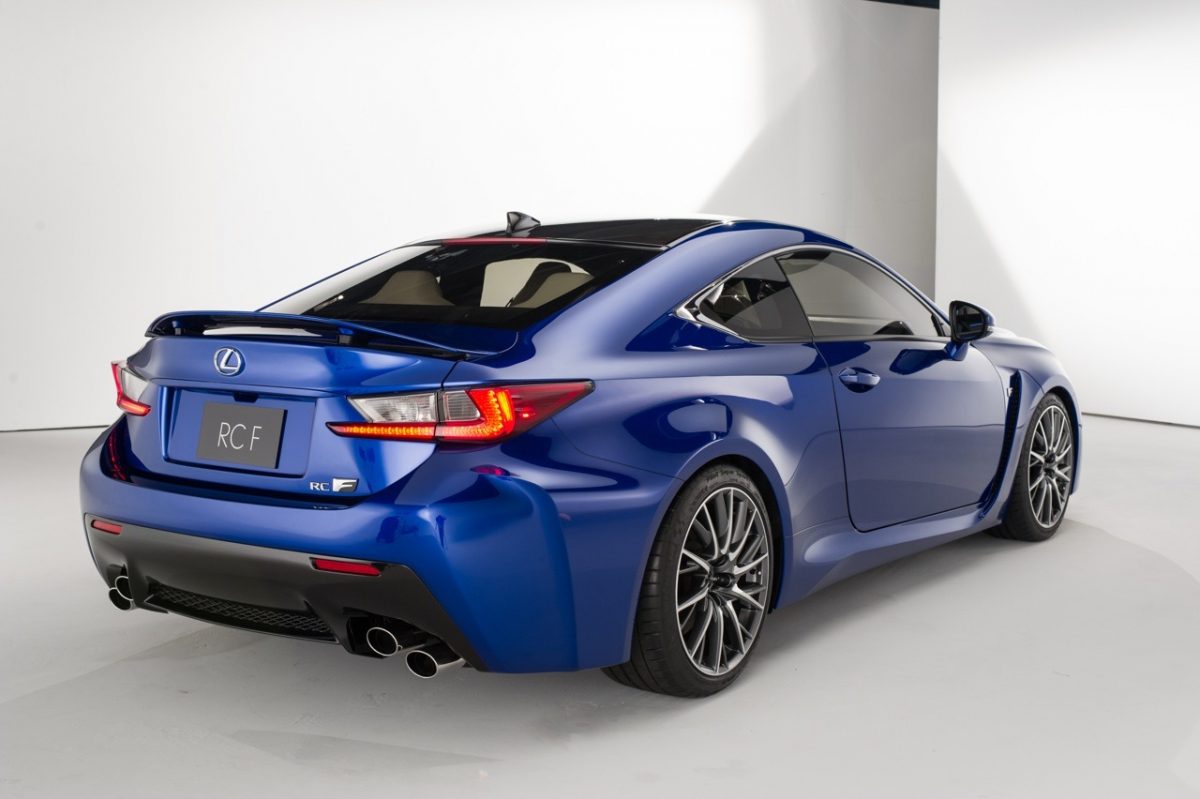 LEXUS