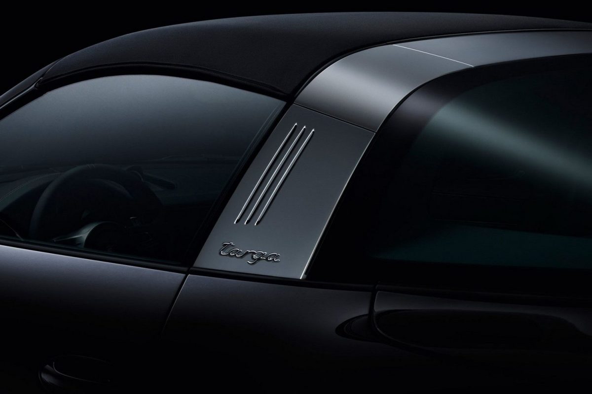 PORSCHE