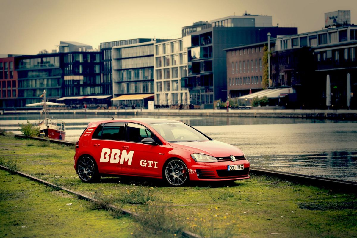VOLKSWAGEN