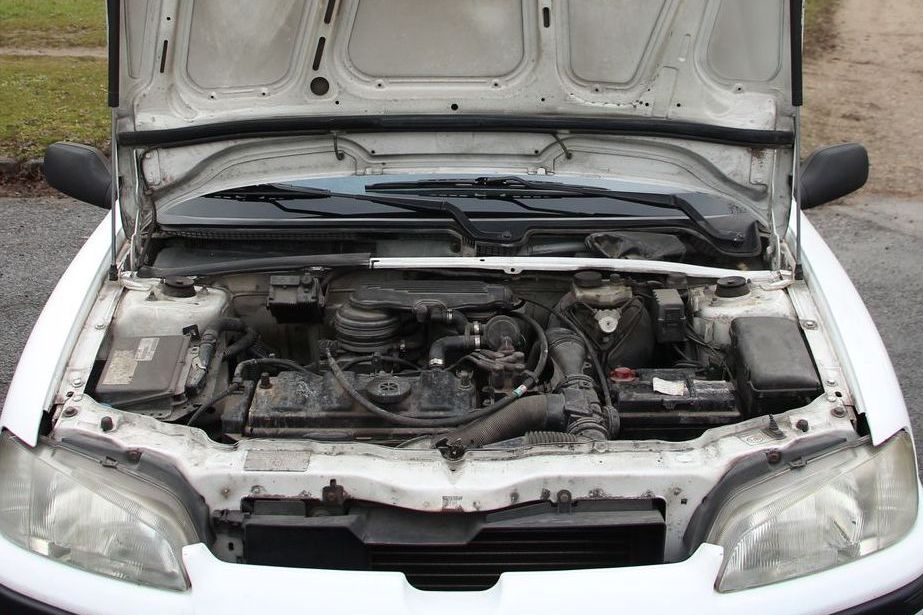 PEUGEOT 106