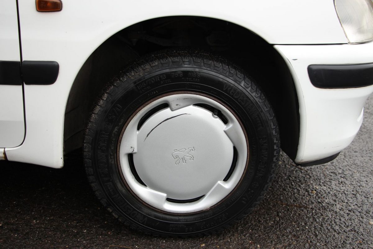PEUGEOT 106