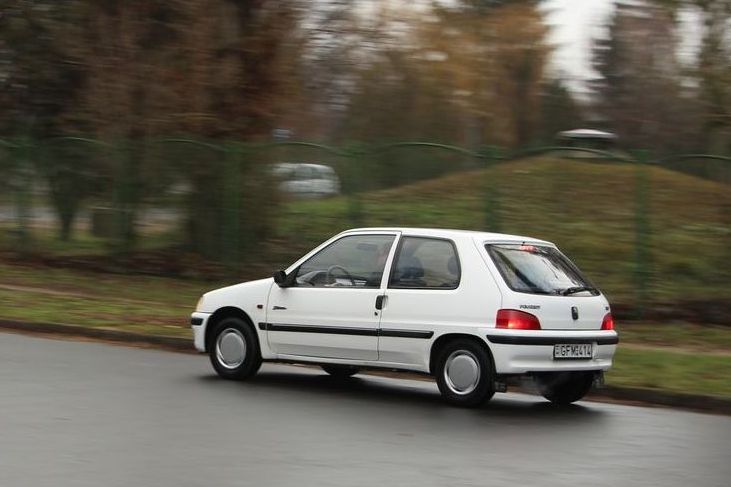 PEUGEOT 106