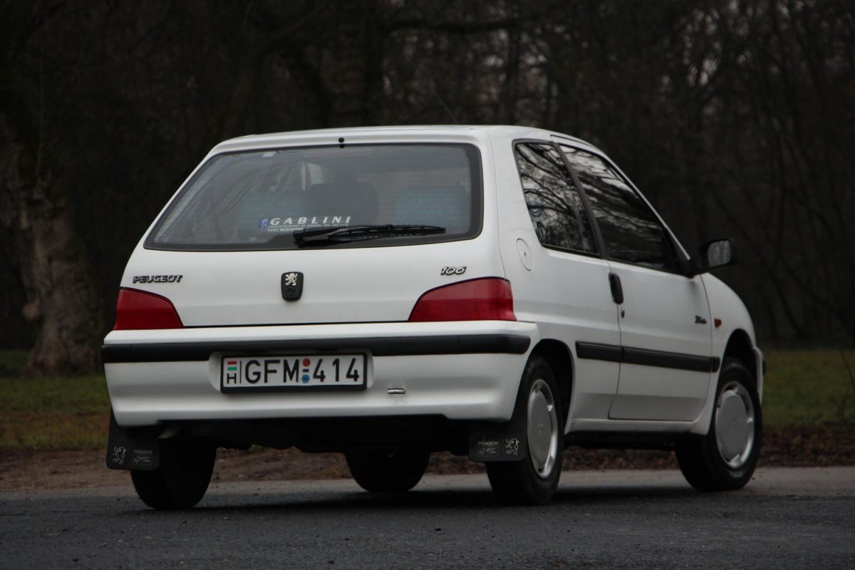 PEUGEOT 106
