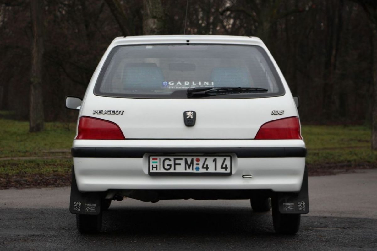 PEUGEOT 106
