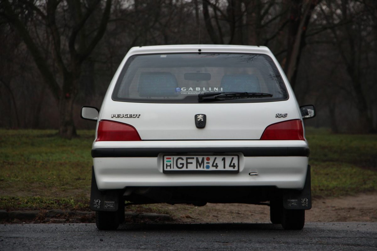 PEUGEOT 106