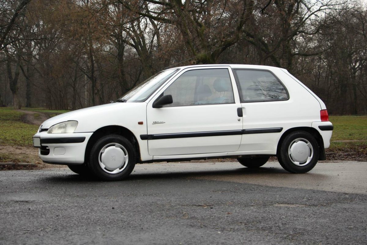 PEUGEOT 106