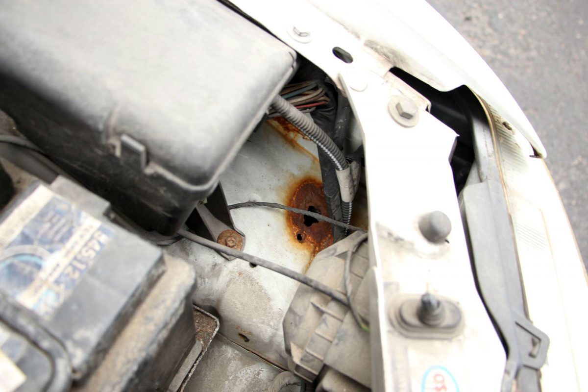 PEUGEOT 106