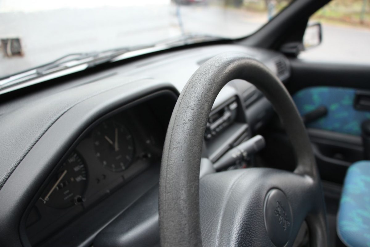 PEUGEOT 106